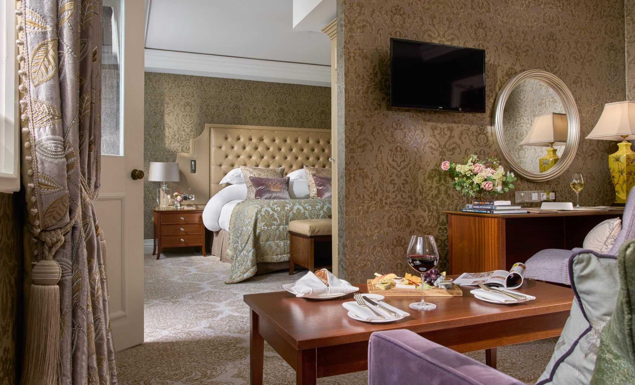 Queen Anne Courtyard | Luxury Stays in Ireland | Dromoland Castle